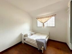 Loyang Villas (D17), Terrace #570114481